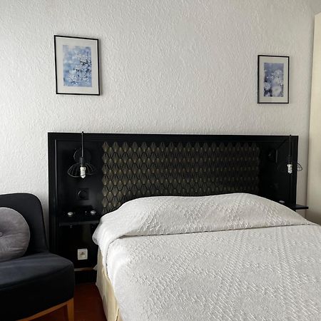 Hotel Le Flore Frejus Luaran gambar