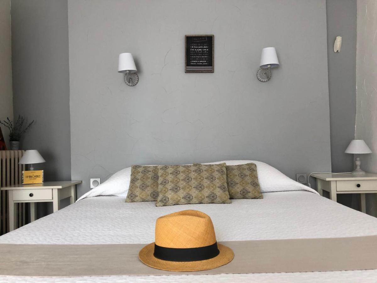 Hotel Le Flore Frejus Luaran gambar